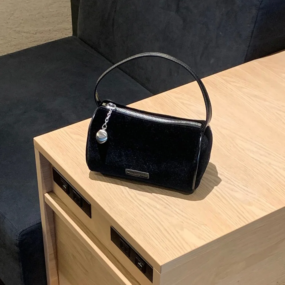 Velvet Loli Tote Bag - Velvet Black
