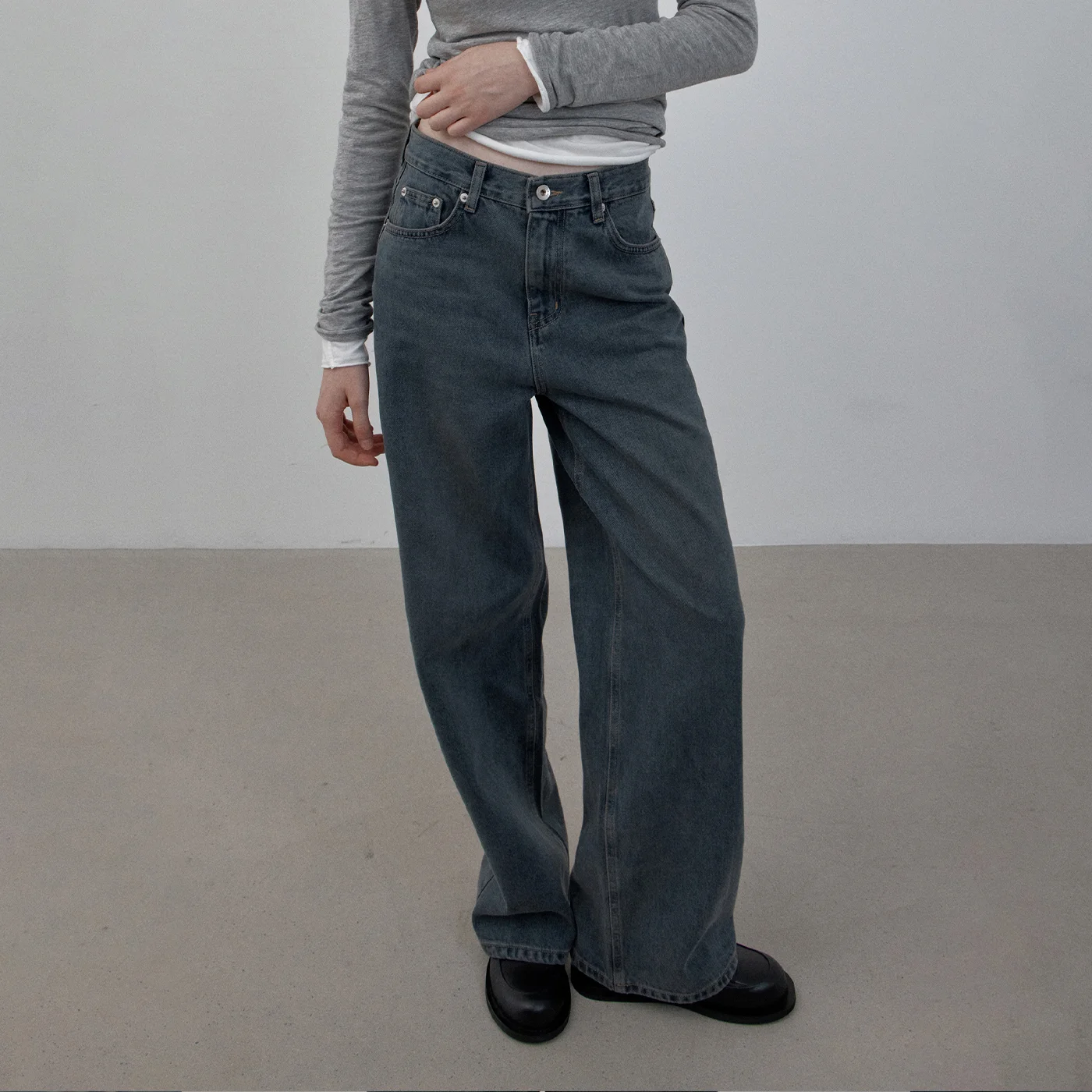 Mid straight denim (dusty blue)