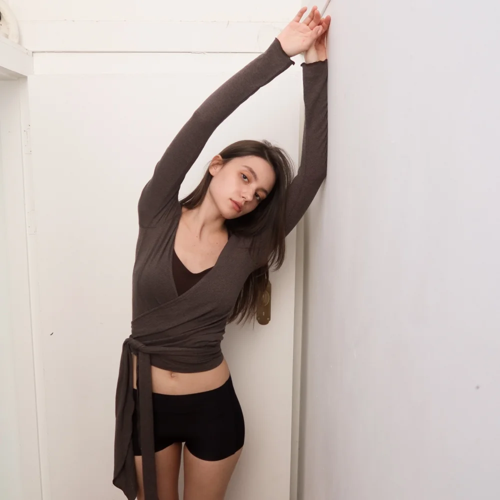 Wrap Wave Top (deep brown)
