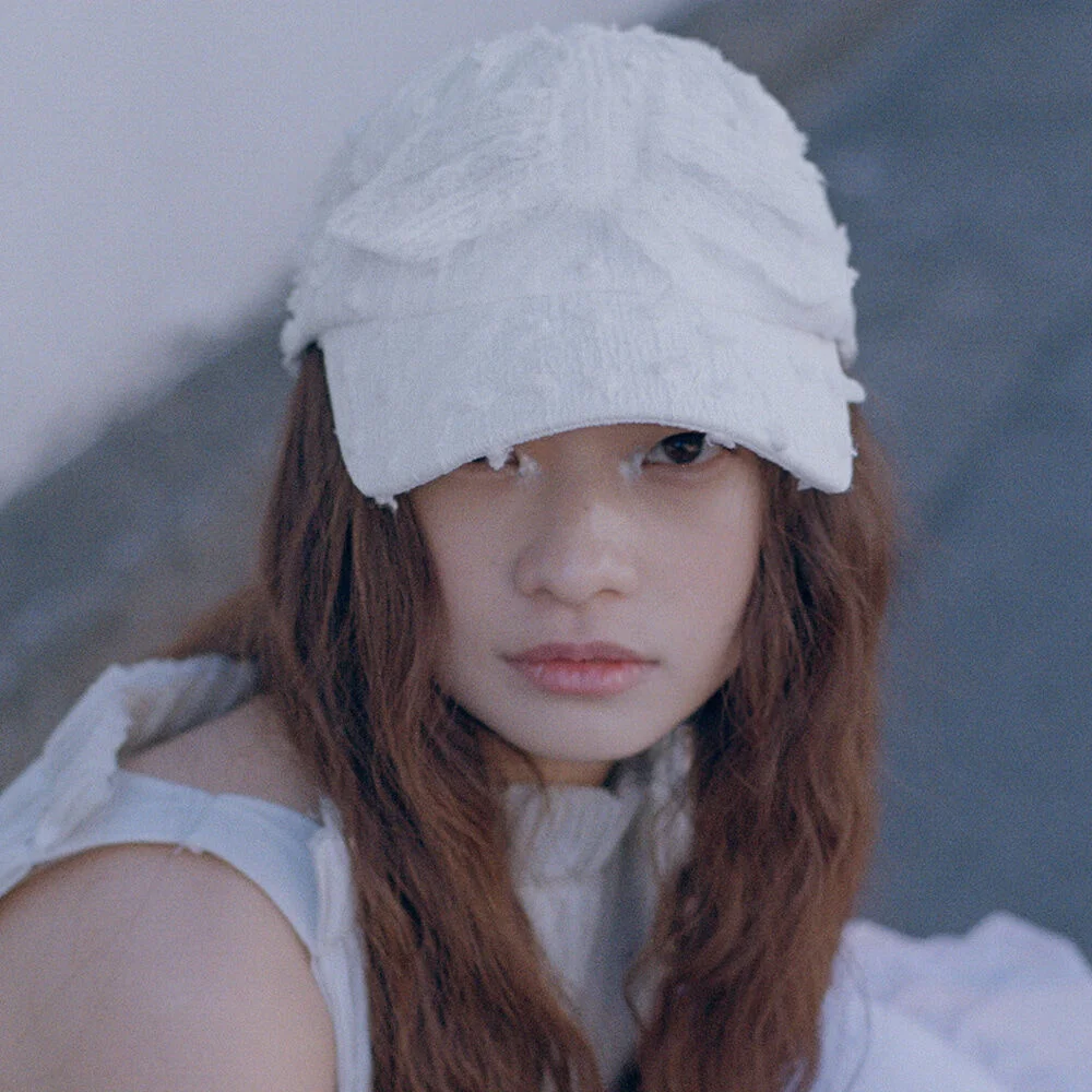 BOW CAP IN LACE CREAM