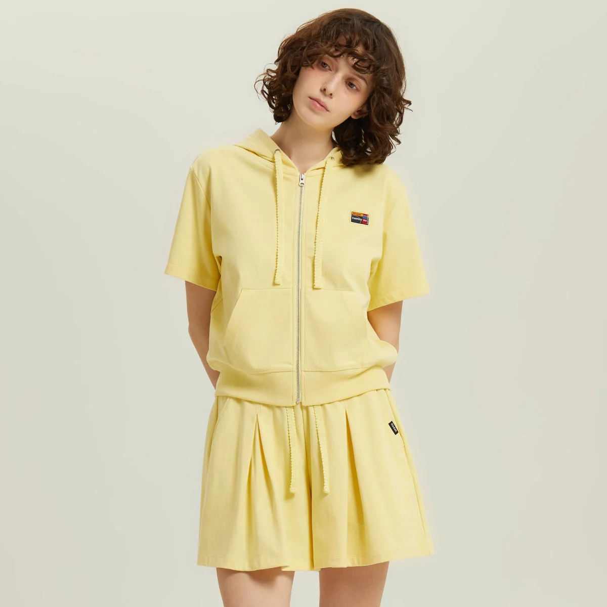 清爽 Askin 短版 連帽衫 拉鏈 女裝 YELLOW