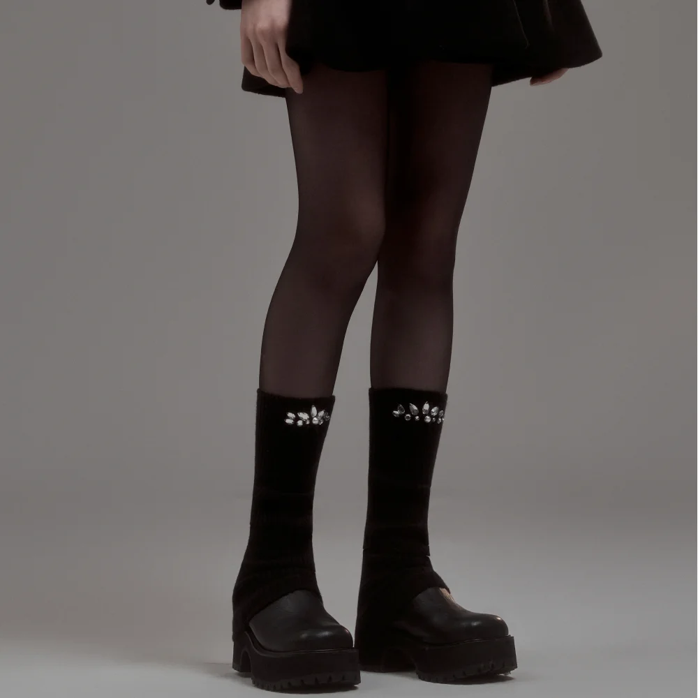 Pearl Beaded Leg Warmer - Black