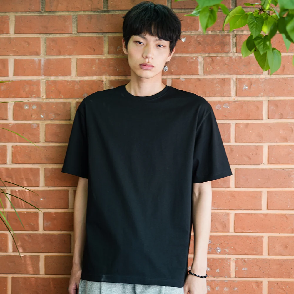 Weekend 絲光棉 標準 短袖T恤 黑色 OYST2617