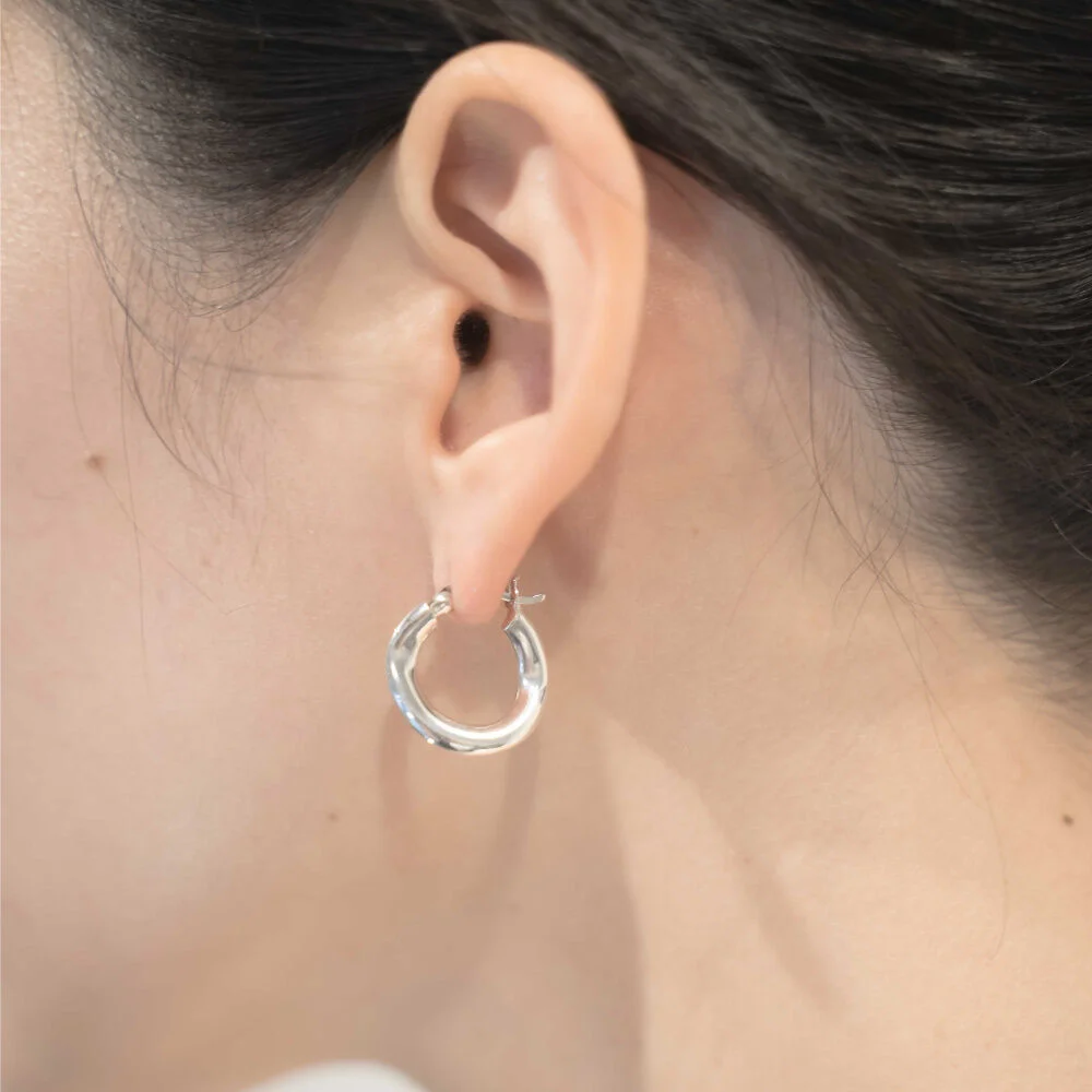 HR 15E_Curved Bold Ring Earring (Silver 925)