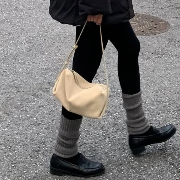 pencil BAG suede - sand beige