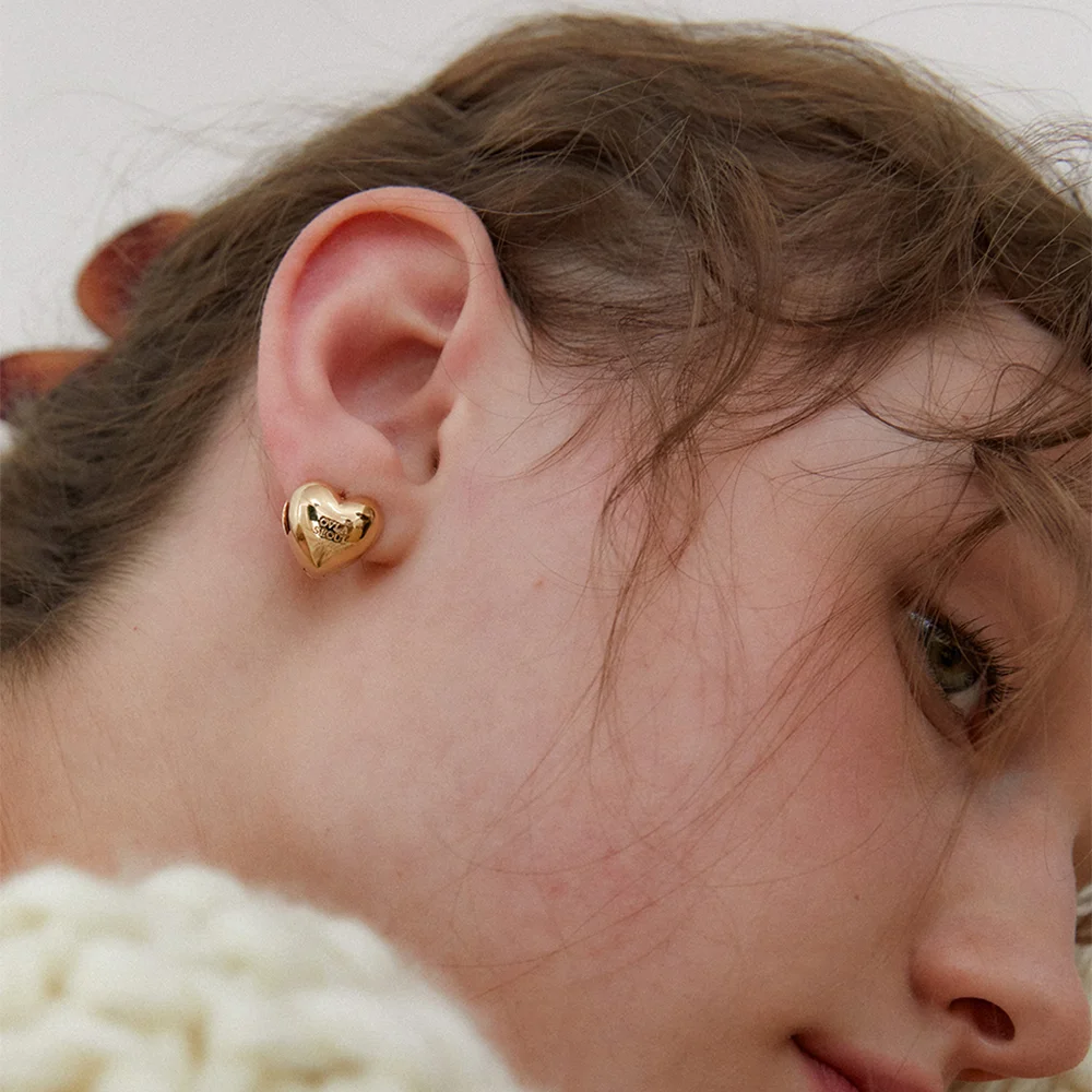 CLASSIC HEART TOUCHABLE EARRING_M JE012