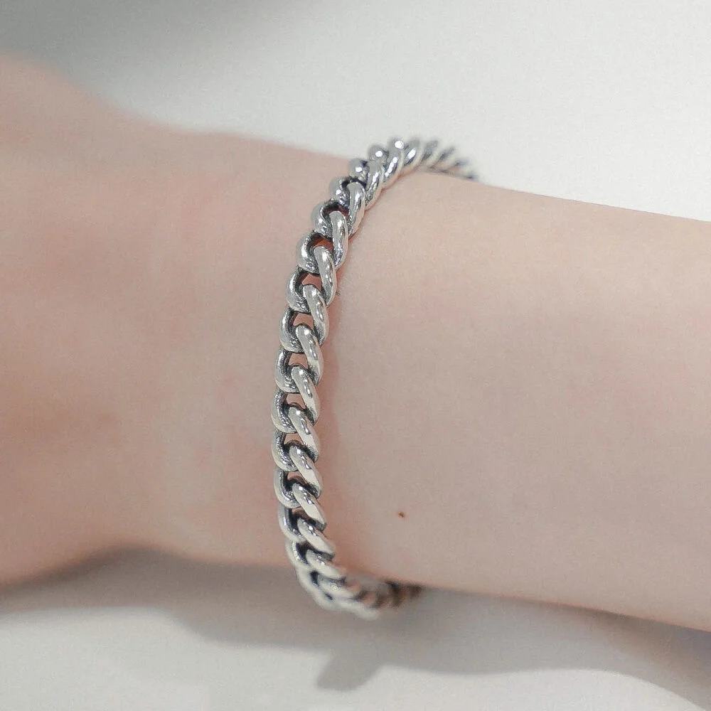 HR 15B_Silver Bangle Bracelet (Silver 925)