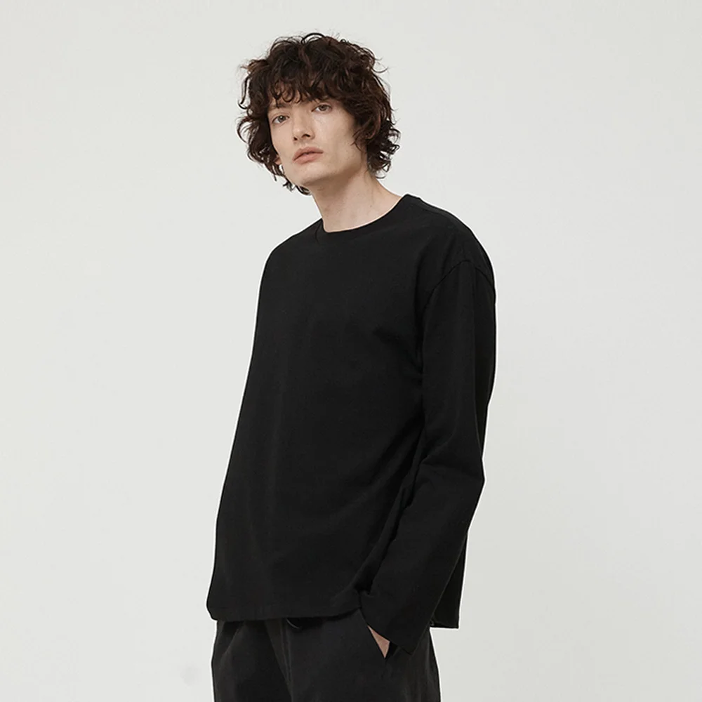 MAN ESSENTIAL LONG SLEEVE TEE BLACK