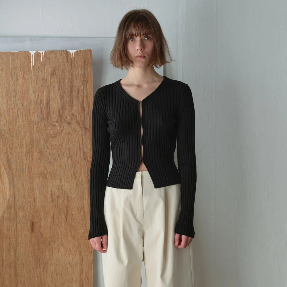 WOOL RIB KNIT CARDIGAN - BLACK