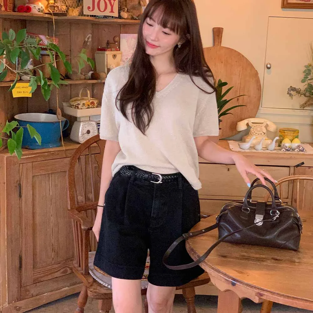 Classic one pintuck denim short_Black
