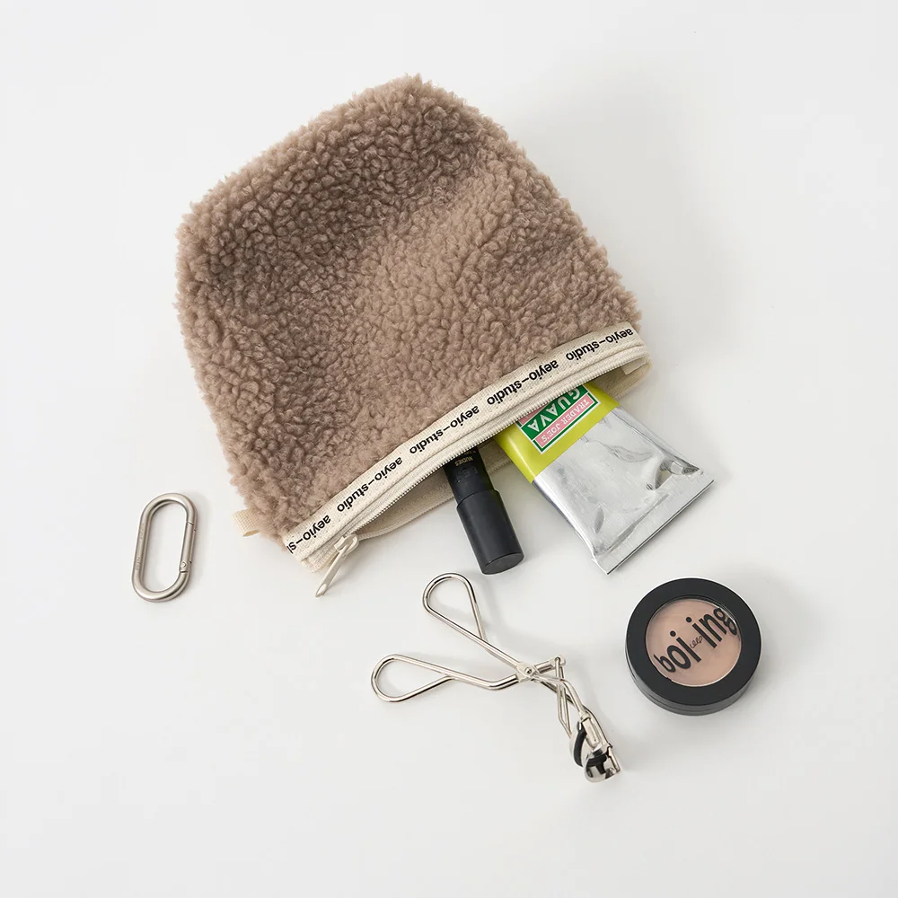 (MINI 尺寸 附加)FLEECE LOGO T POUCH_搖粒絨 標誌 T恤 化妝袋_APO3010 (4 + 5 Colors)