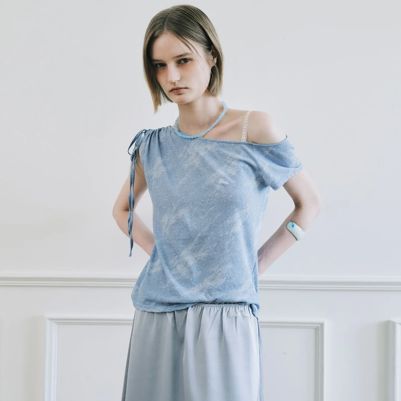 MARBLE DRAPE SHIRRING TOP_SKY BLUE