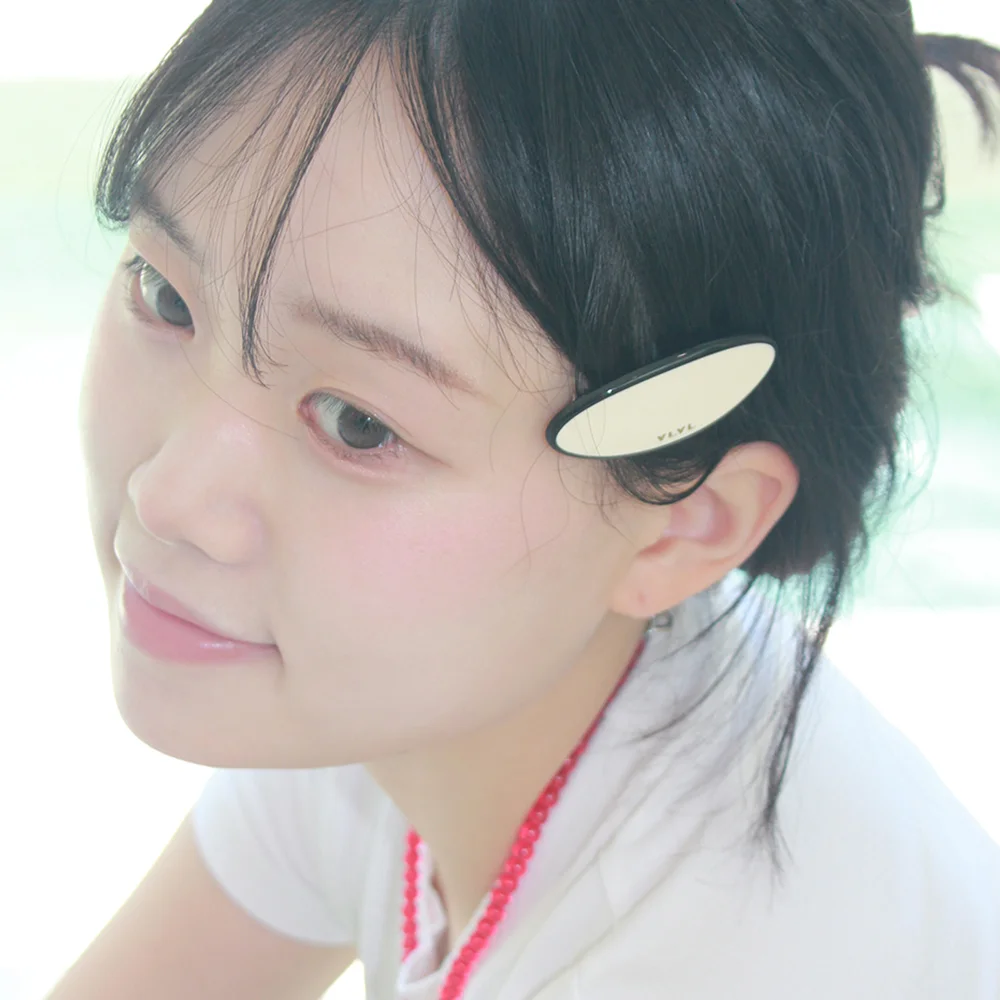 Oval barrette, PIANO