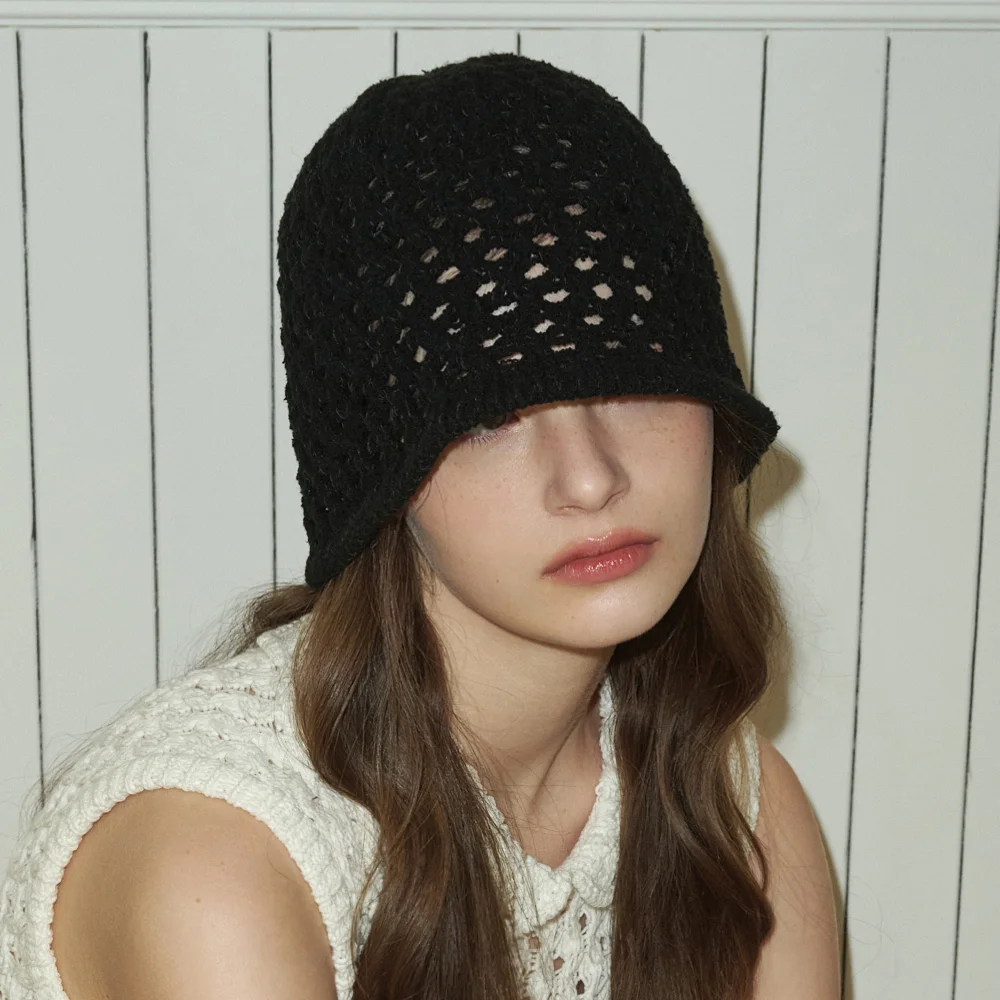 BONNIE black