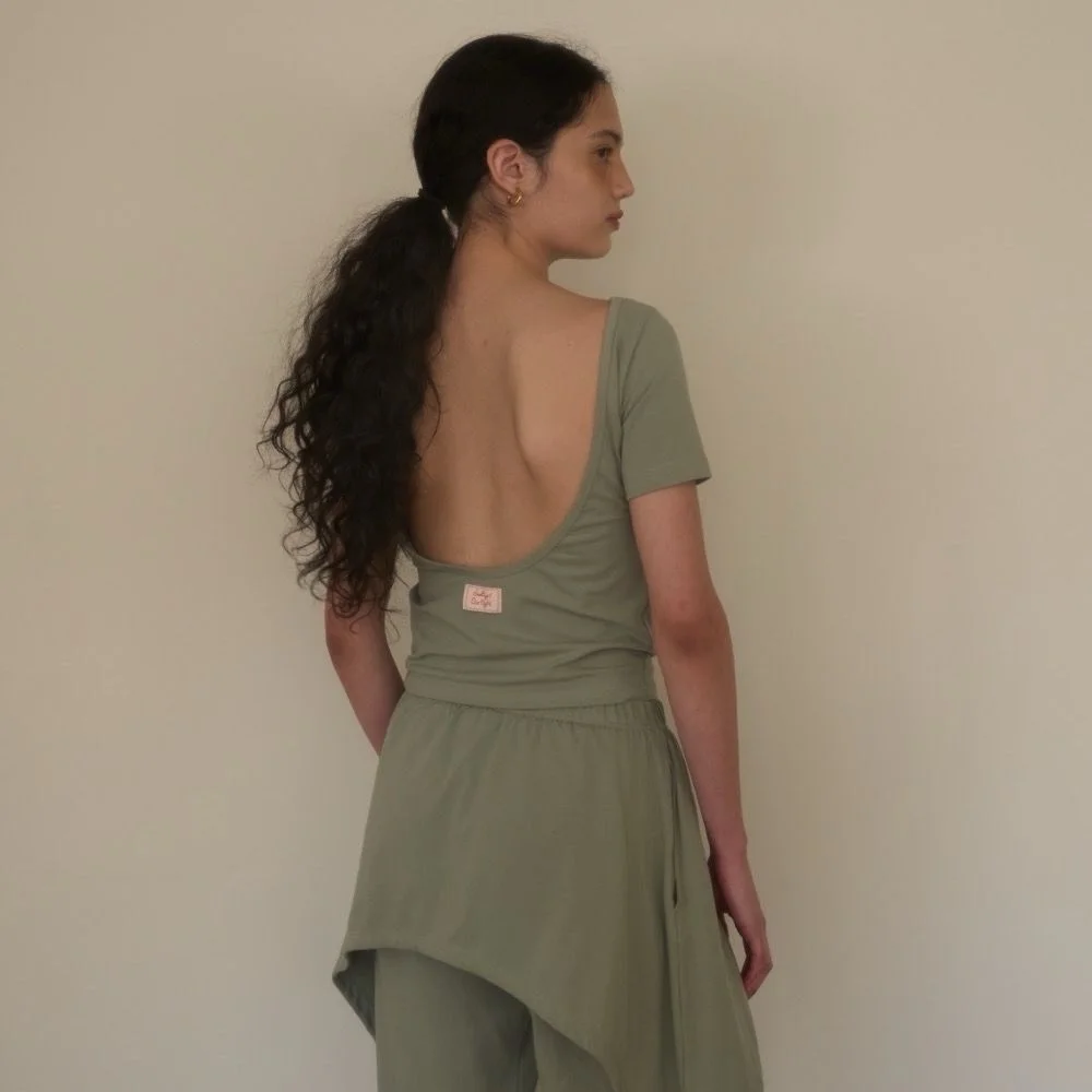 Evermore Backless T-shirt / Khaki