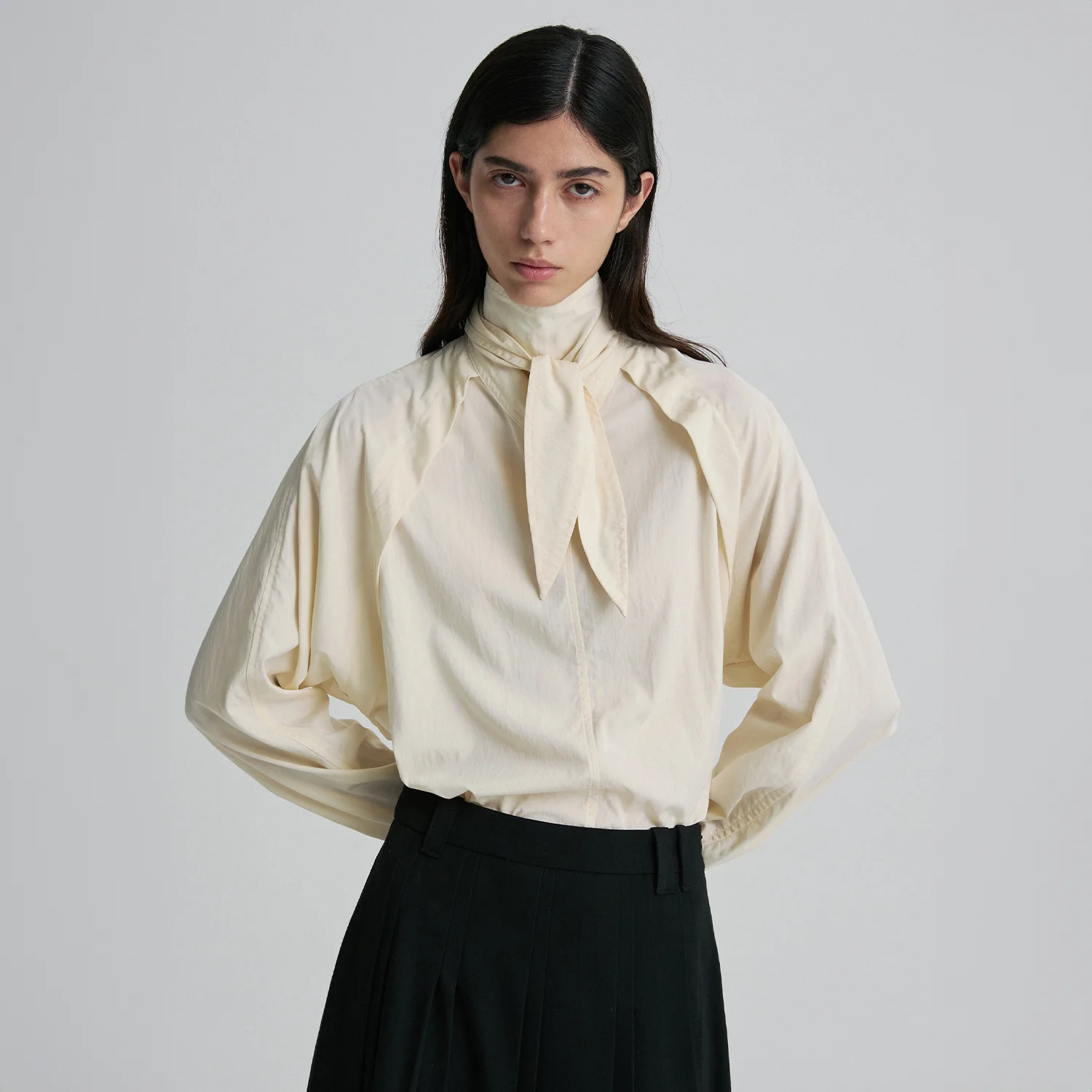 FLAP DETAIL TIE-NECK BLOUSE CREAM