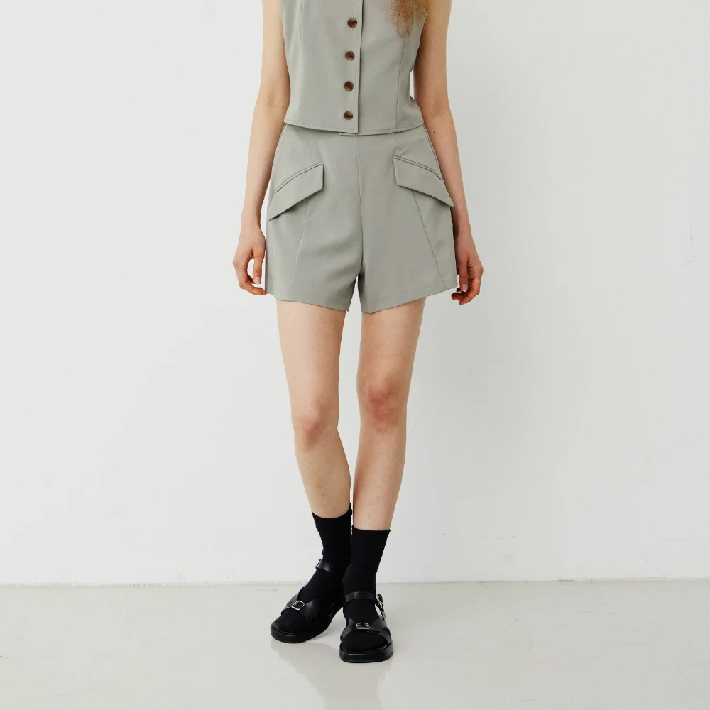 KHAKI ANNE SHORT PANTS (卡其色 Anne 短 褲子)