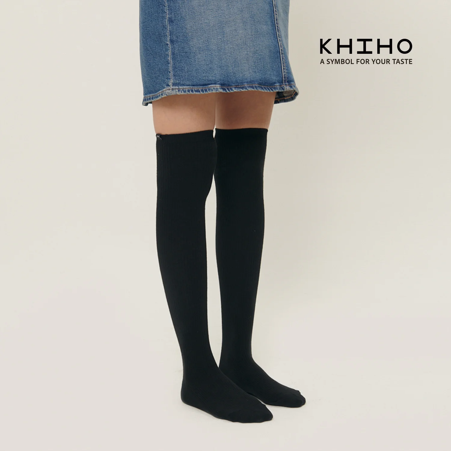 K22-AC011 / OVER KNEE SOCKS