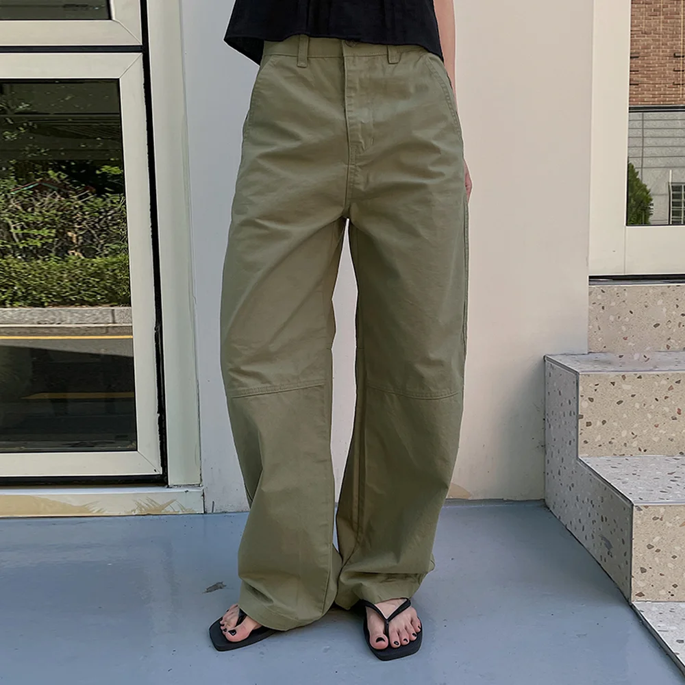 Curved pants (khaki)