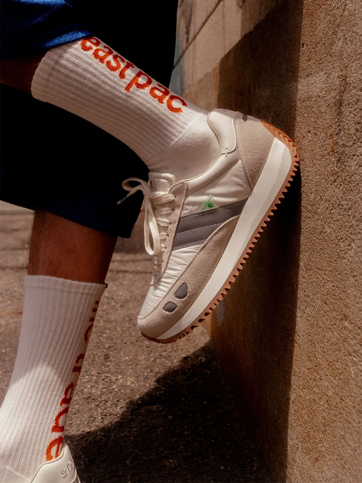 BOSTON (OFF WHITE/TOFU)