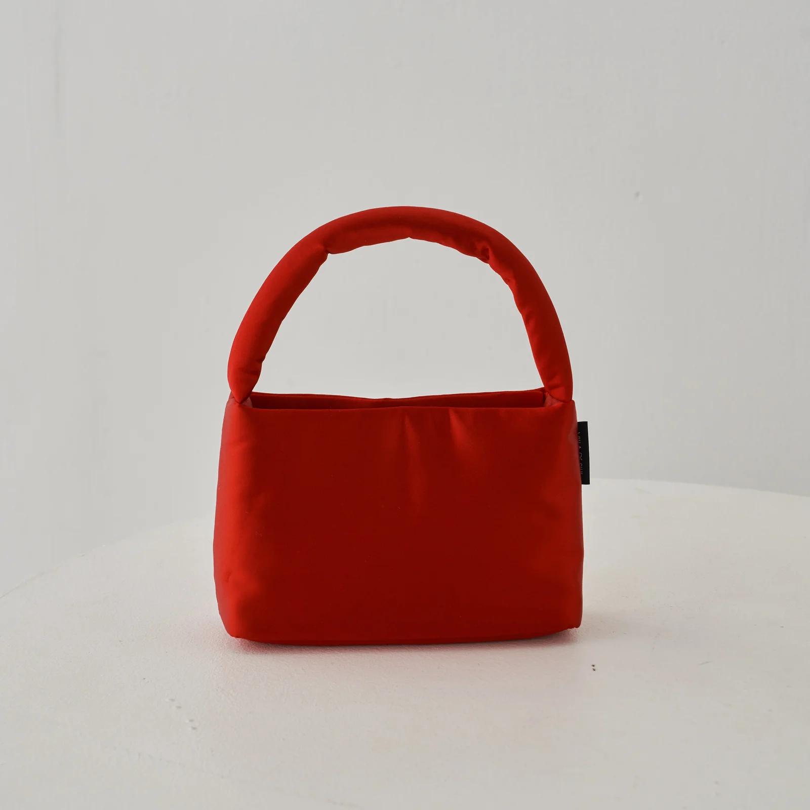 padding silk jane tote bag - RED 真絲 Jane 紅色 鋪棉袋