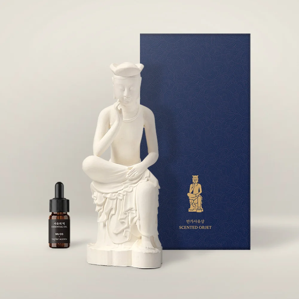 Taylor Scents X Myutz 香氛 OBgE 370g 半跏思惟像