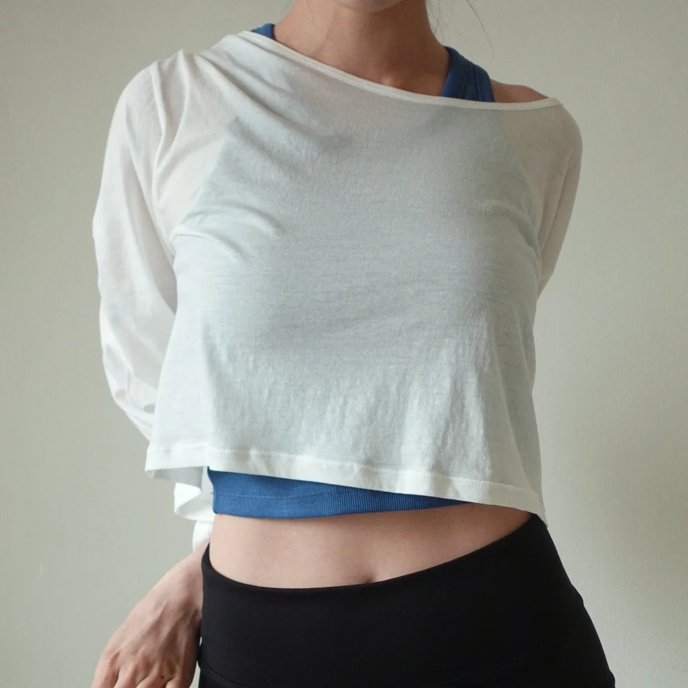 Light long sleeve tee (white)
