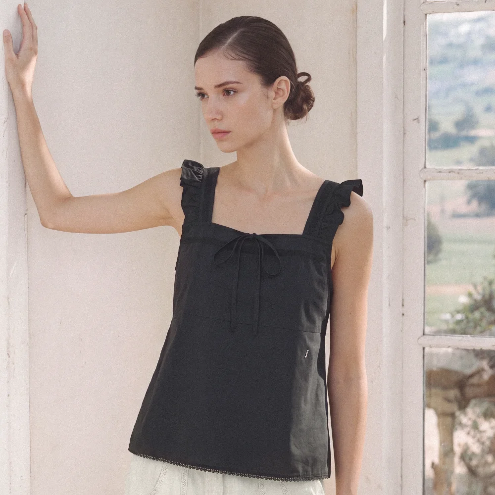 MERLINE RUFFLE BLOUSE (BLACK)