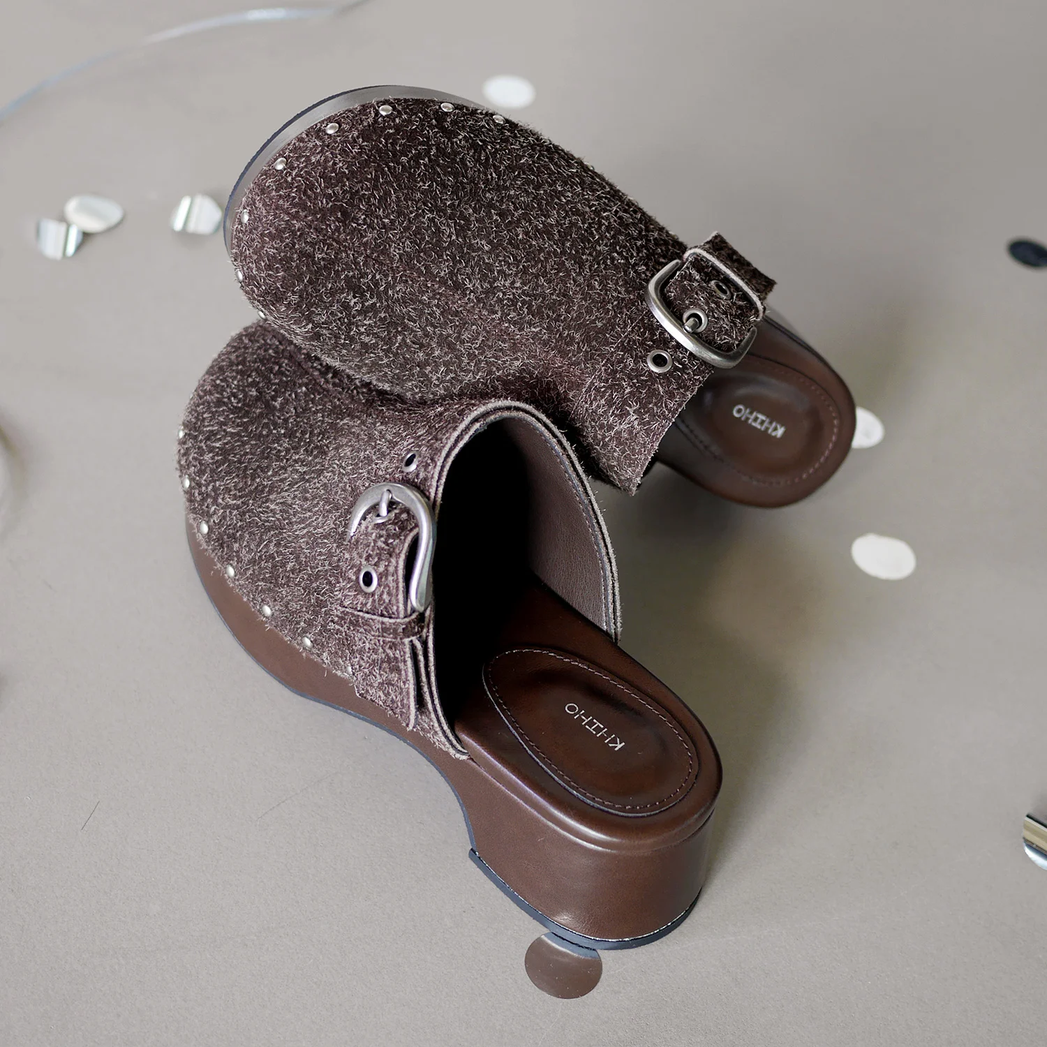 Hairy Rivet Clog / Brown
