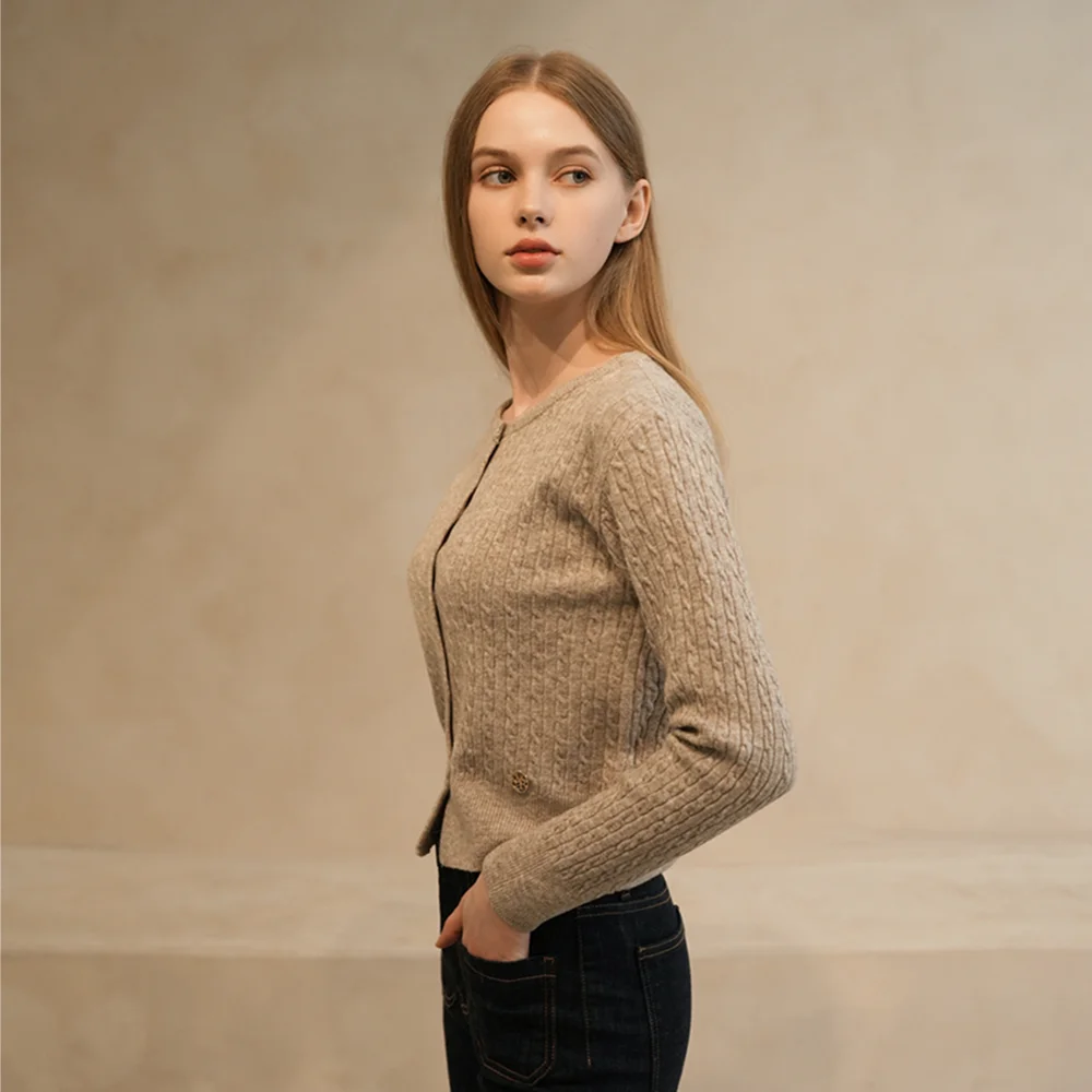 WK-01 TWISTED CARDIGAN_BEIGE