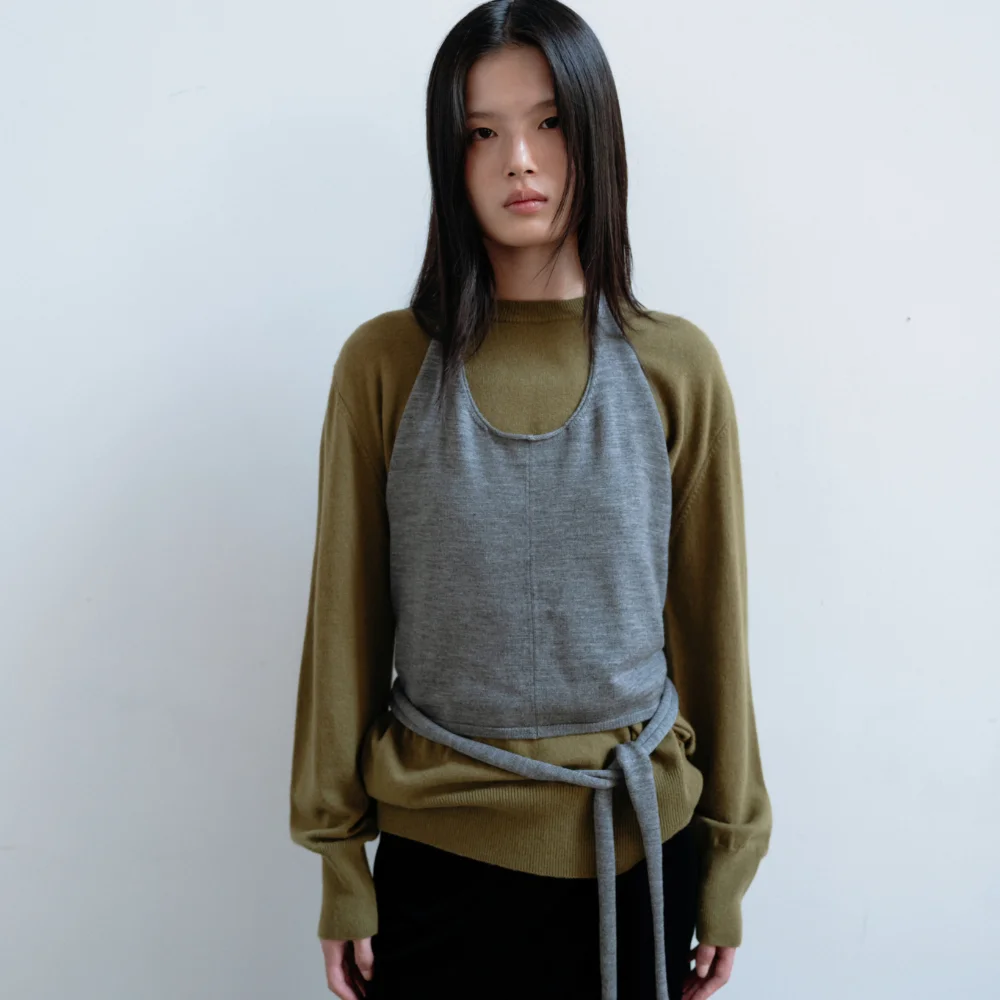 Wool halter top (melange gray / olive)