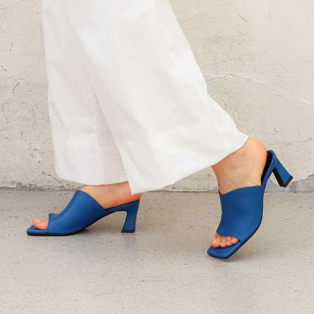 HUG SANDAL_22002_blue