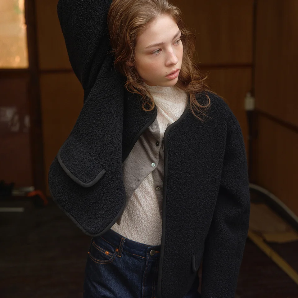 wool boucle jacket (black)