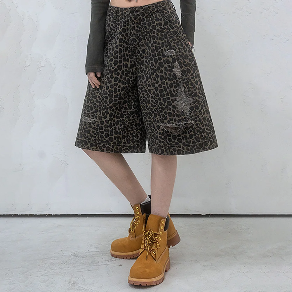 Leopard Bermuda Pants