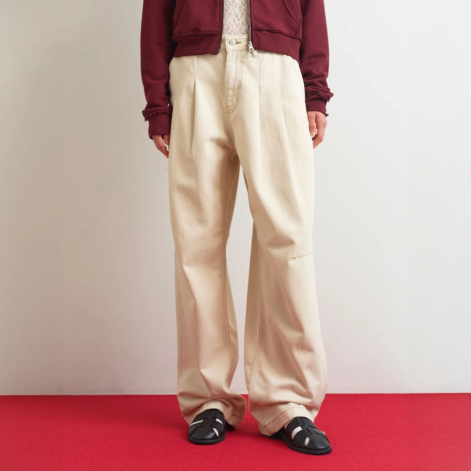 TWO-TUCK WIDE DENIM PANTS - CREAM