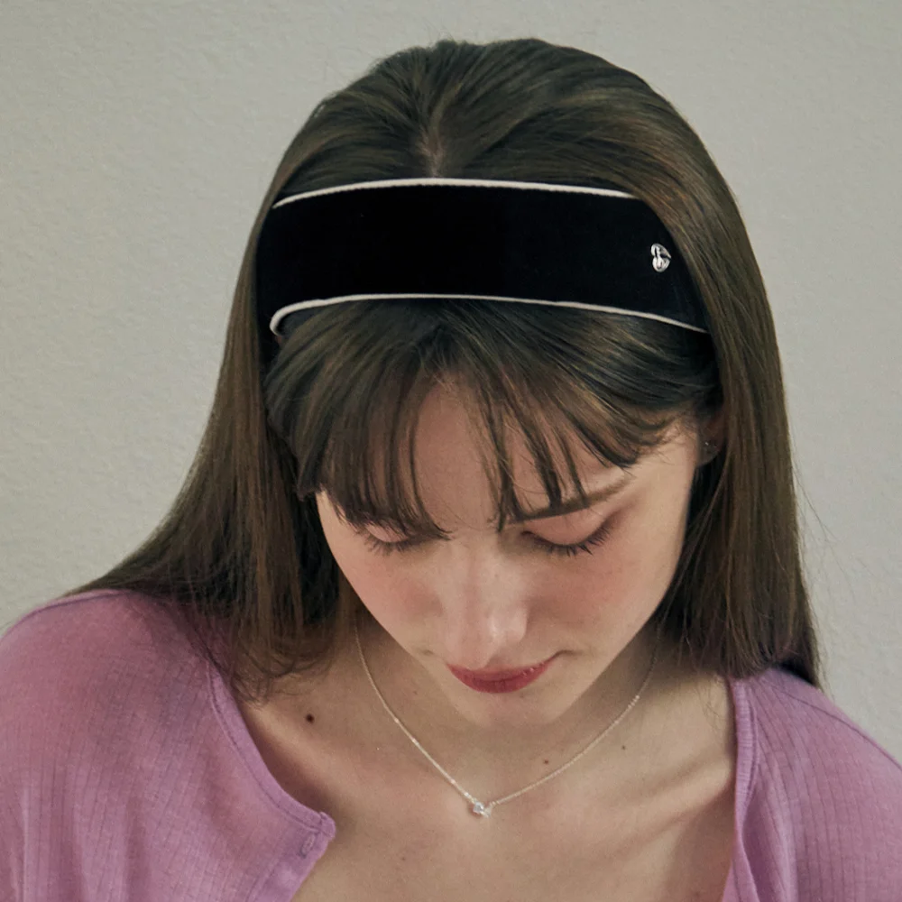 Coco Black Slim Wide Hairband. STH8B1155