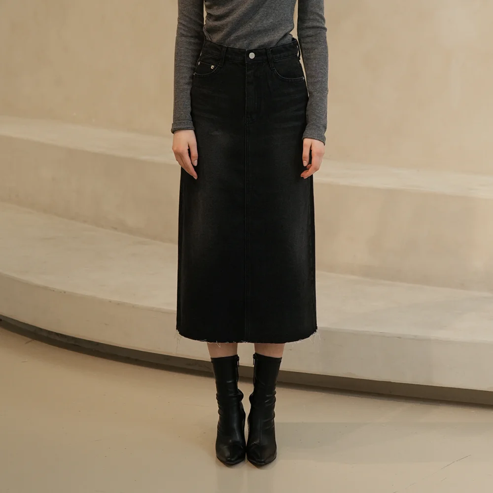 W1056 CUTTING DENIM LONG SKIRT_BLACK