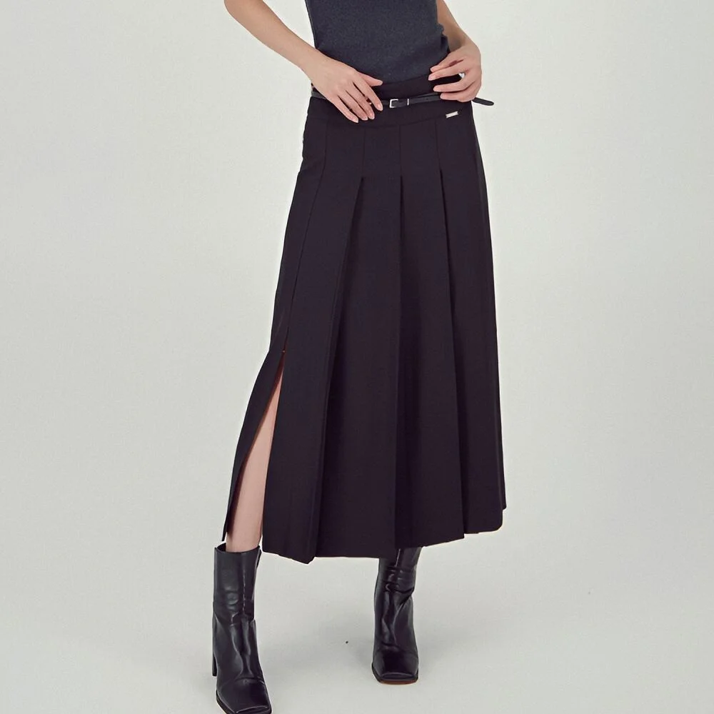 Urban Pleats Skirt _Black