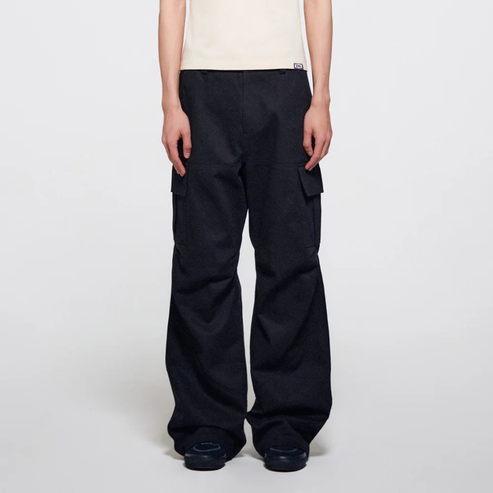 MEN DIAGONAL CUT CARGO PANTS - BLACK