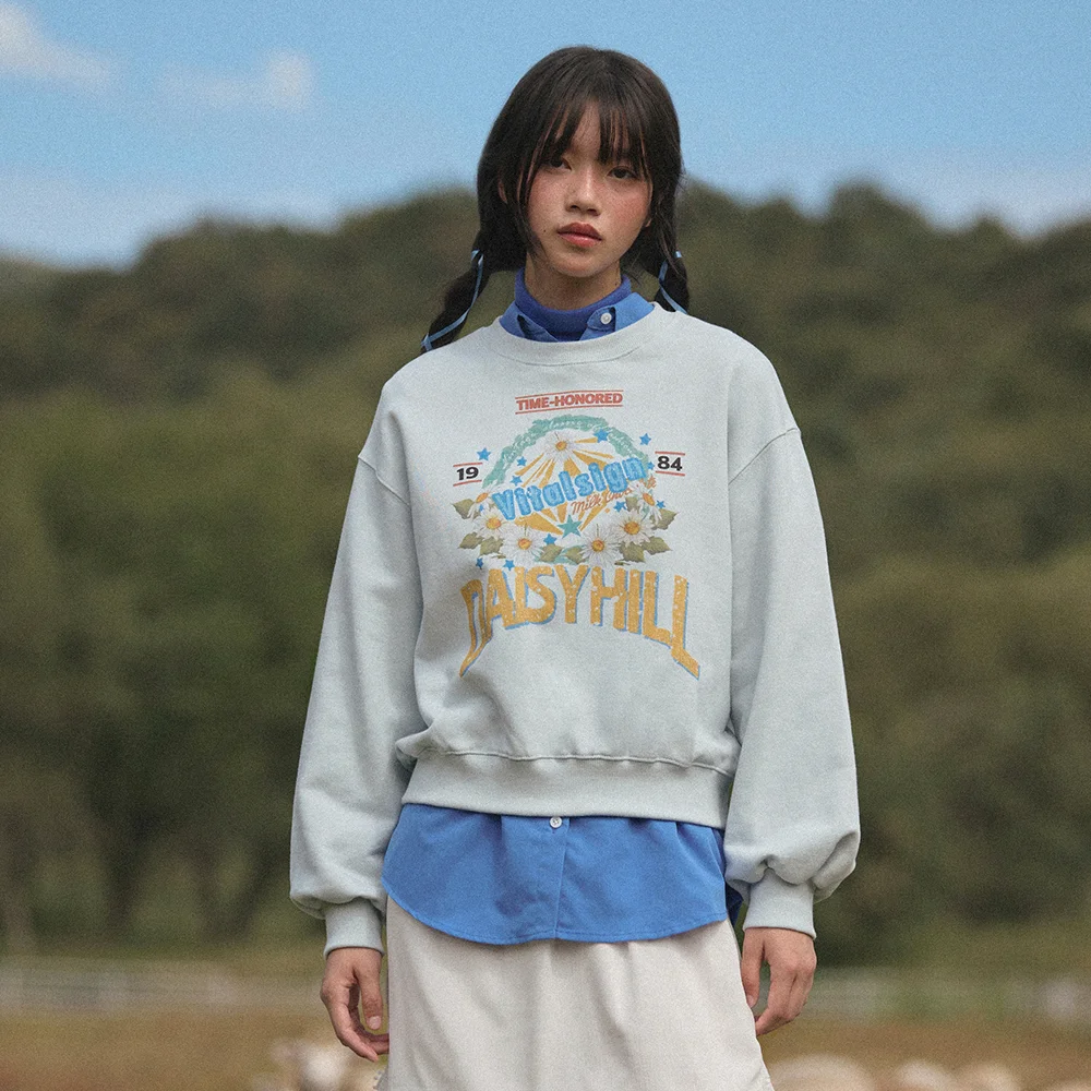 DaisyHill Sweatshirt (Light Blue)