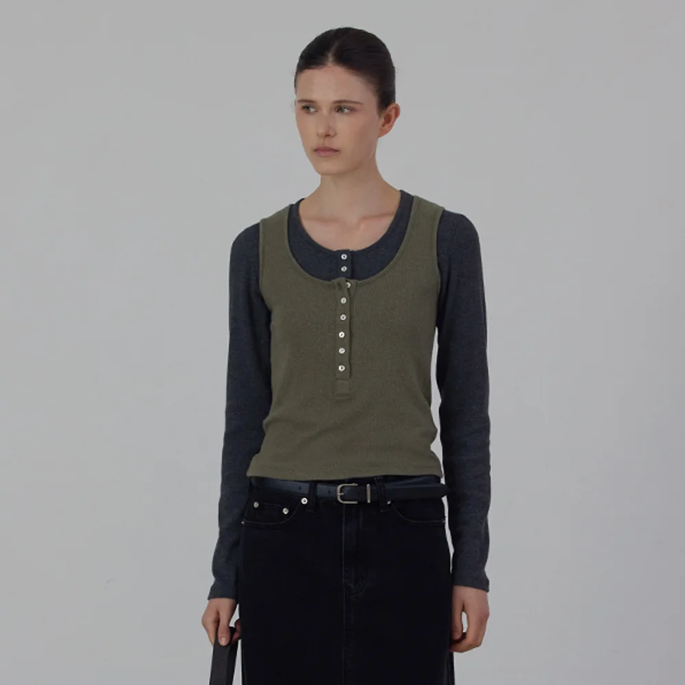 F/W Fine Ribbed Button Sleeveless Top