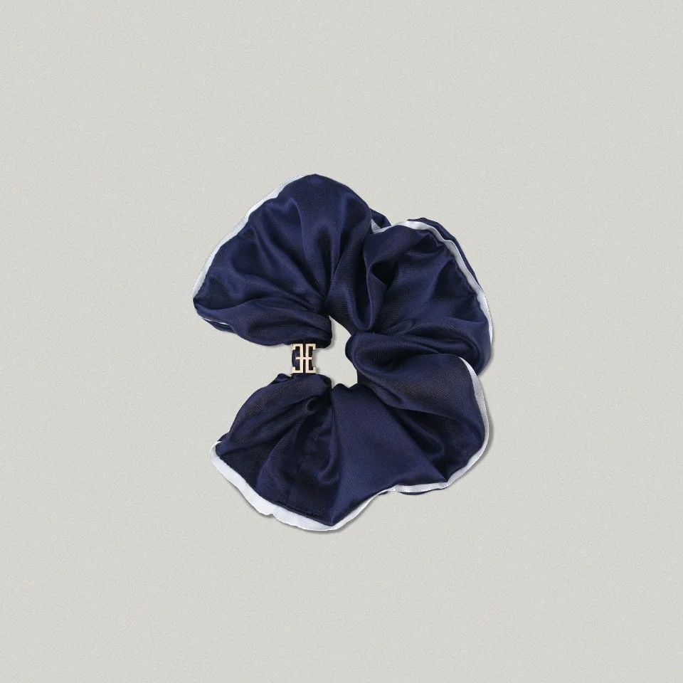 CLASSIC LOGO HAIR SCRUNCHIE (NAVY)