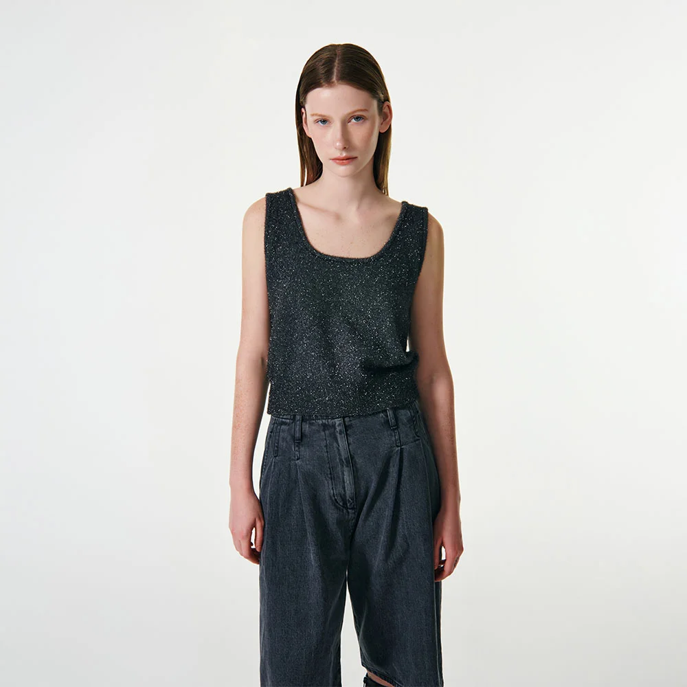 METALLIC SLEEVELESS TOP