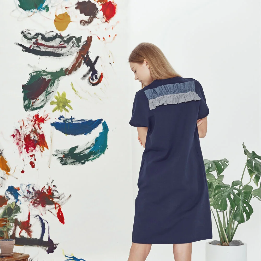 Back-frilled dress -Navy
