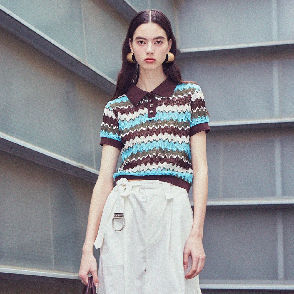 Wave Collar Knit