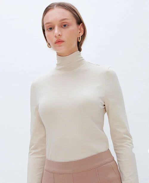 RIBBON TIE TURTLE NECK