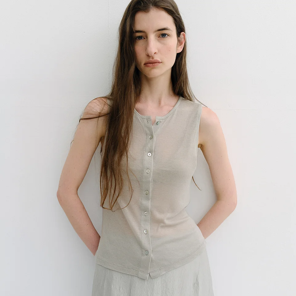 wool button sleeveless t-shirt (3colors)