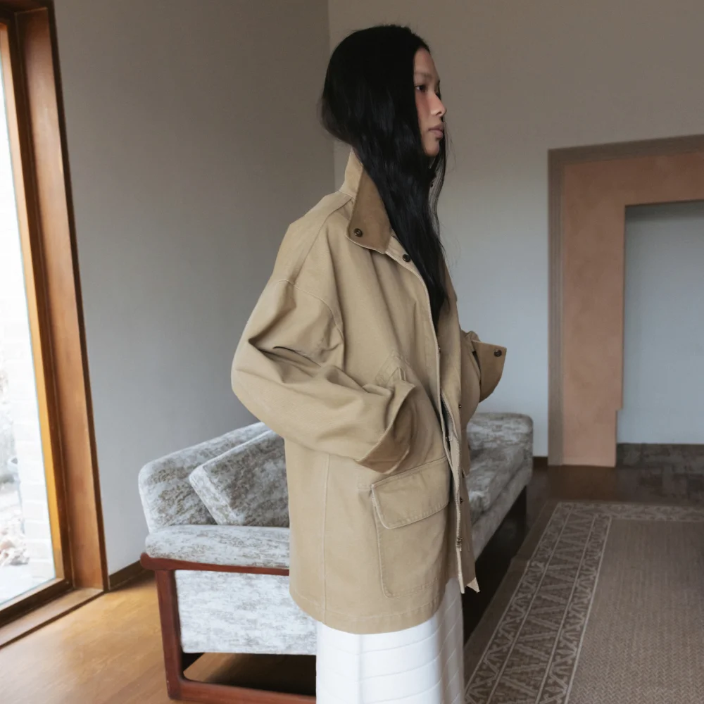 Oxford Jacket (Beige / Dark Navy)