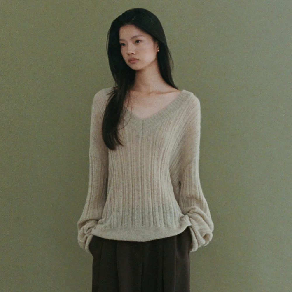 Moie V Neck Knit (Beige)