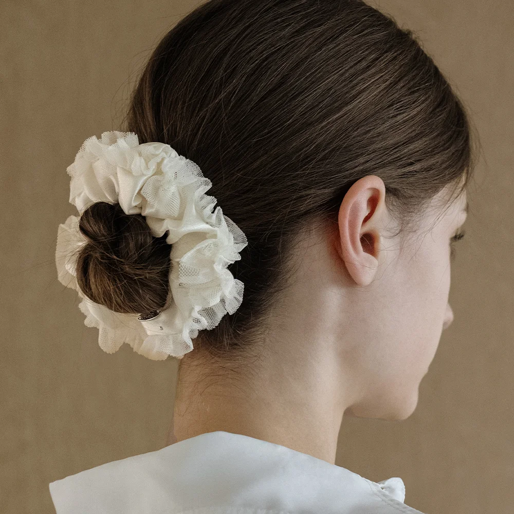 EN005 Glitter Pleated Scrunchie (Ivory, Black)